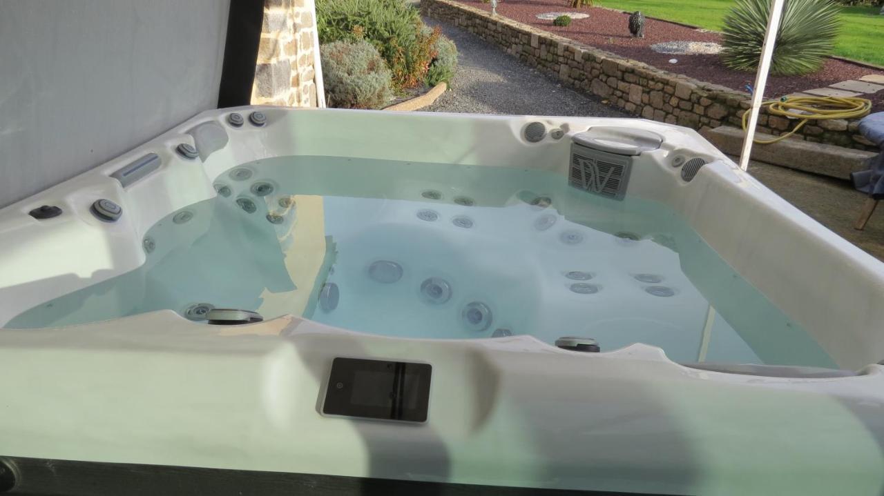 Chambre D'Hote Naturiste Ou Pas Miniac-Morvan Exterior foto